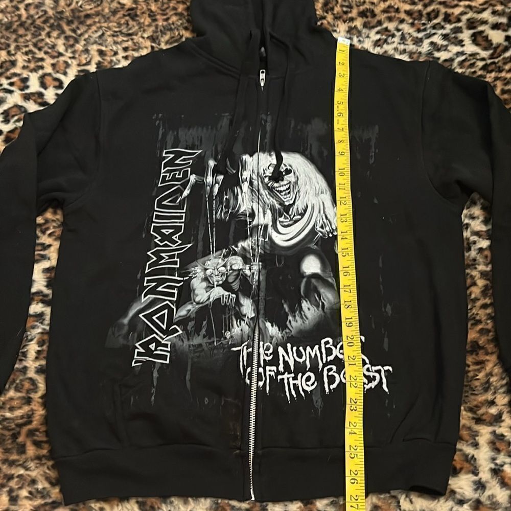 Iron Maiden Band Music Black Graphic Zipper Closure Sweatshirt Concert Festival - Picture 6 of 9
